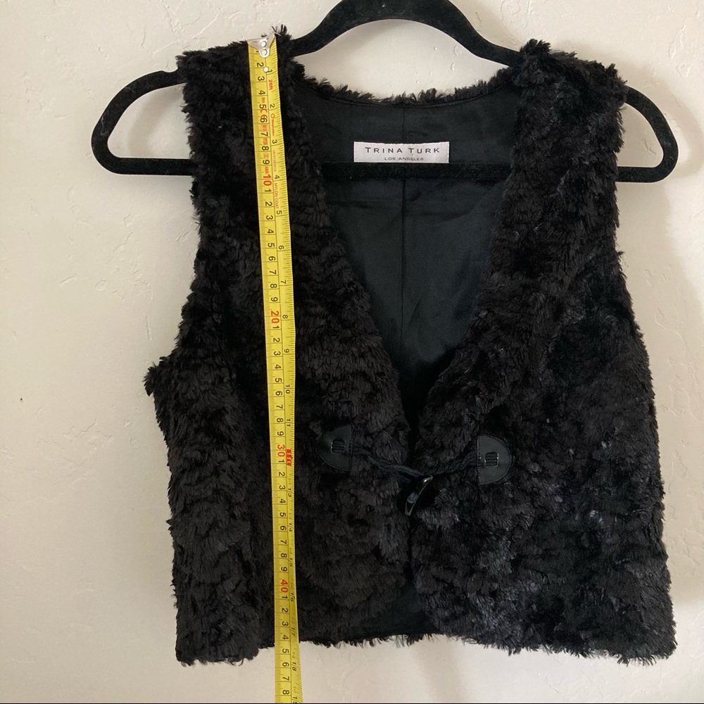 Fur Vest - Picture 9 of 10
